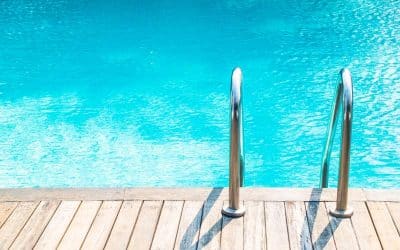 Toldos para piscinas: tipos y características
